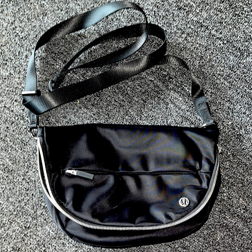 Lululemon Festival bag
